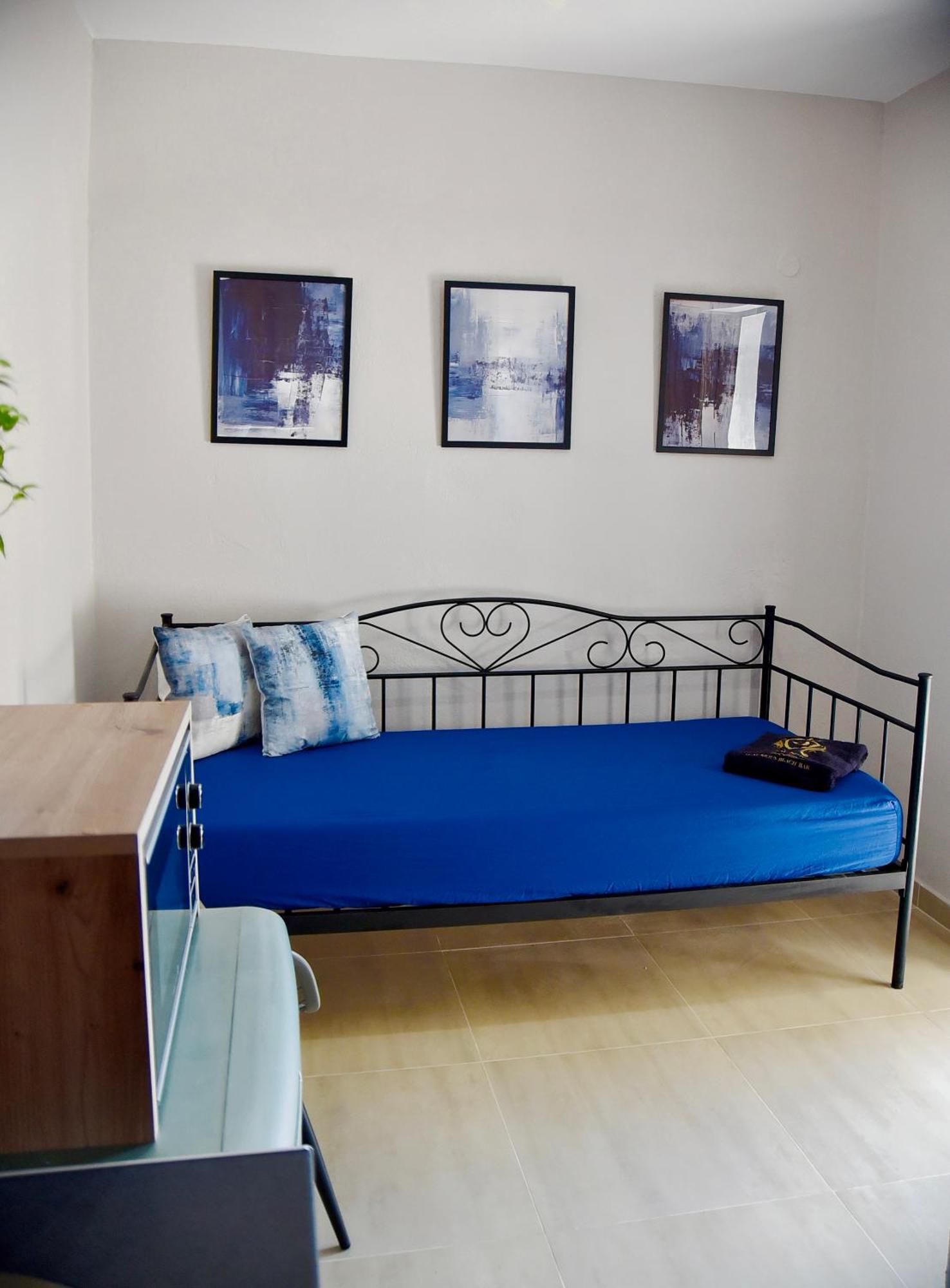 Room Nine 9 Beachfront Apartments Nea Kallikrateia Exterior foto
